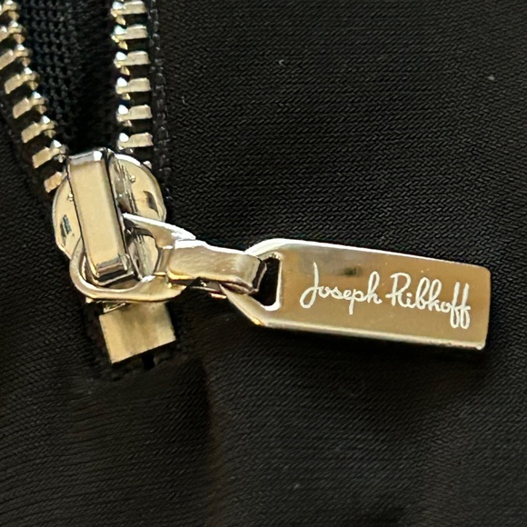 Like New Joseph Ribkoff Black Top Peplum Hem Silver Embellished Neckline Size 12 - Picture 9 of 15